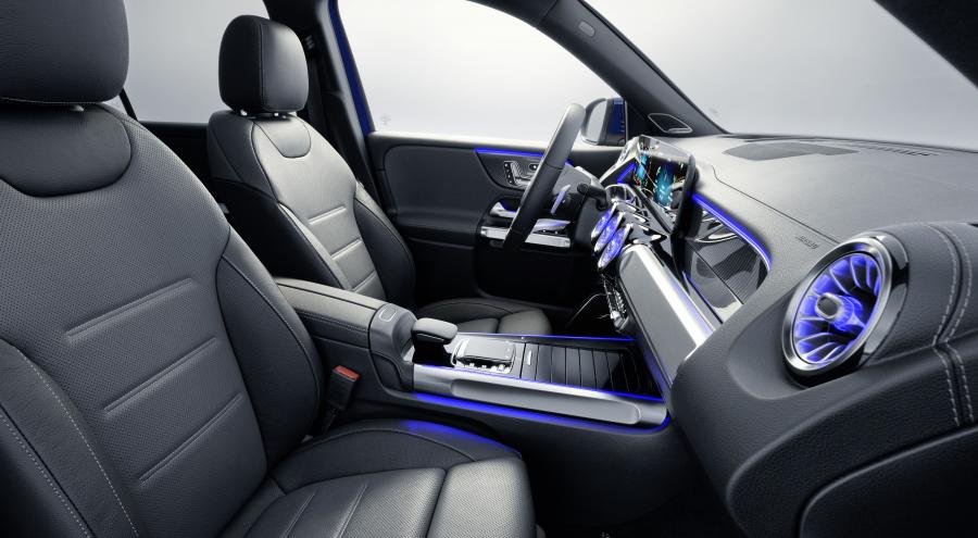 Интерьер Mercedes-Benz GLB250 AMG Line (X247) 2019 года  (WW) (фото 40 из 47)
